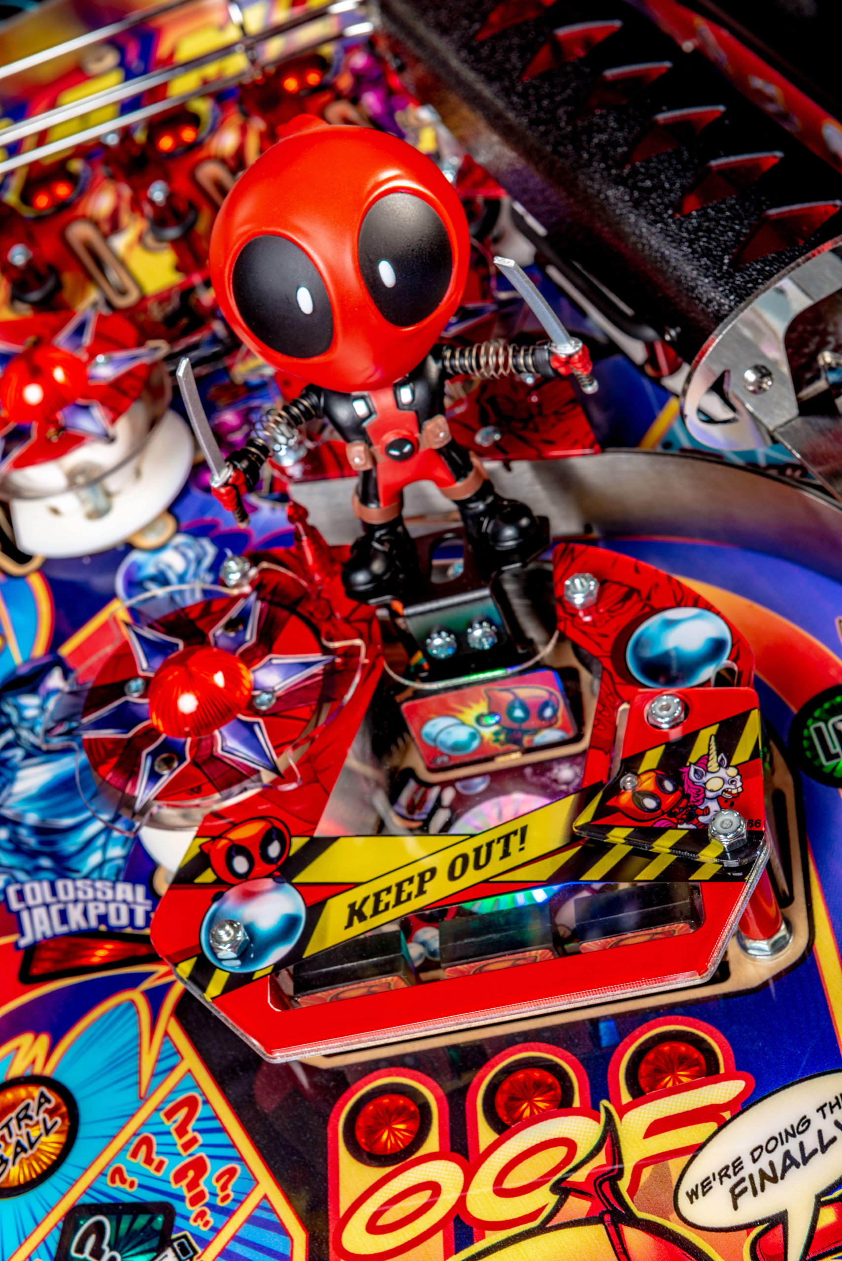 Deadpool Premium Pinball Machine by Stern - Image 13
