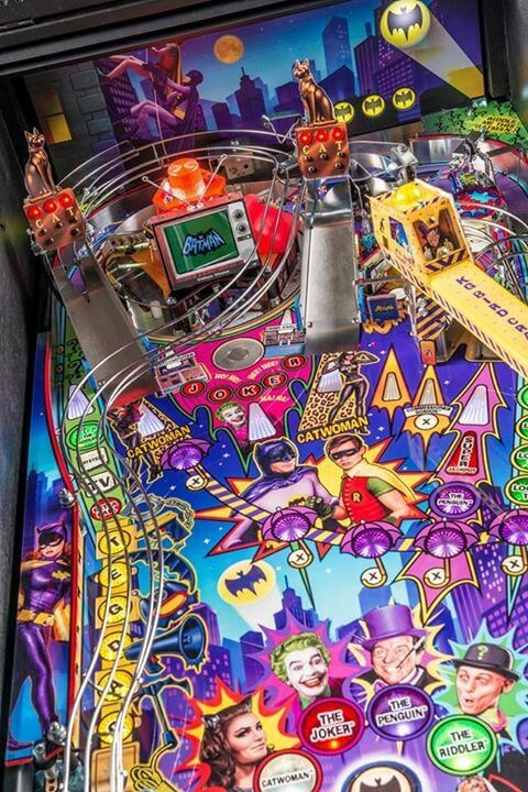 Batman 66 Premium Pinball Machine by Stern - Image 3