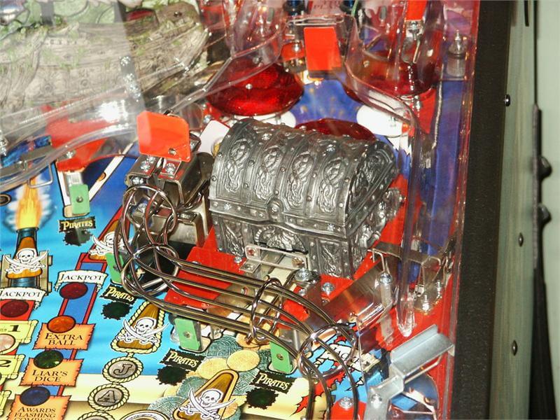 Pirates of the Caribbean Pinball Machine by Stern - Image 4