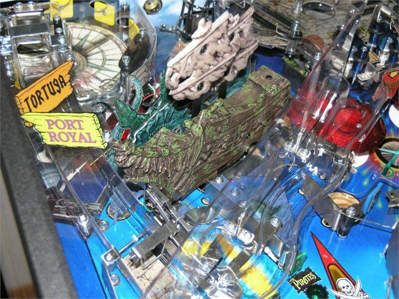 Pirates of the Caribbean Pinball Machine by Stern - Image 5