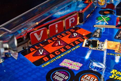 Rolling Stones Pinball Machine by Stern - Image 9