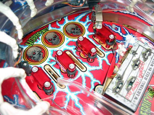Scared Stiff Pinball Machine by Bally - Image 8