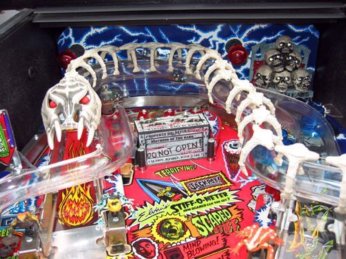 Scared Stiff Pinball Machine by Bally - Image 7